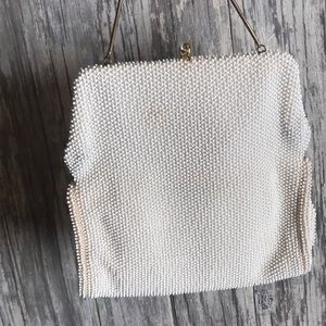Lumured petite Beaded cream gold kiss lock closure